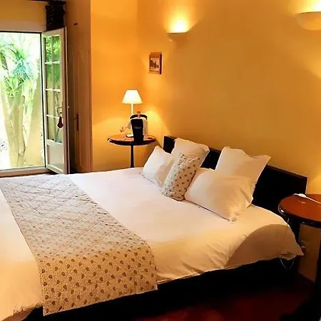 Hotell Des Glycines 3*
