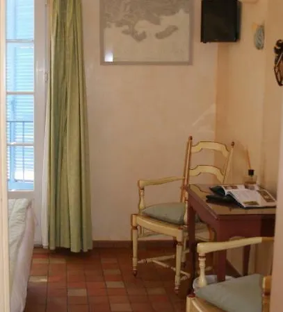 Des Glycines Hotell Porquerolles